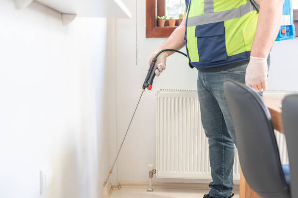 Best Local Pest Control Services  in Farmland, IN